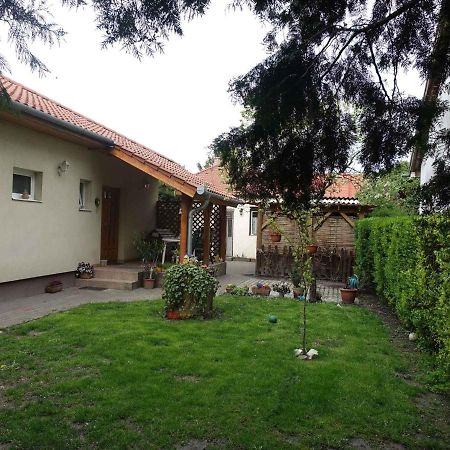 Holiday Home In Siofok - Balaton 42696 Luaran gambar